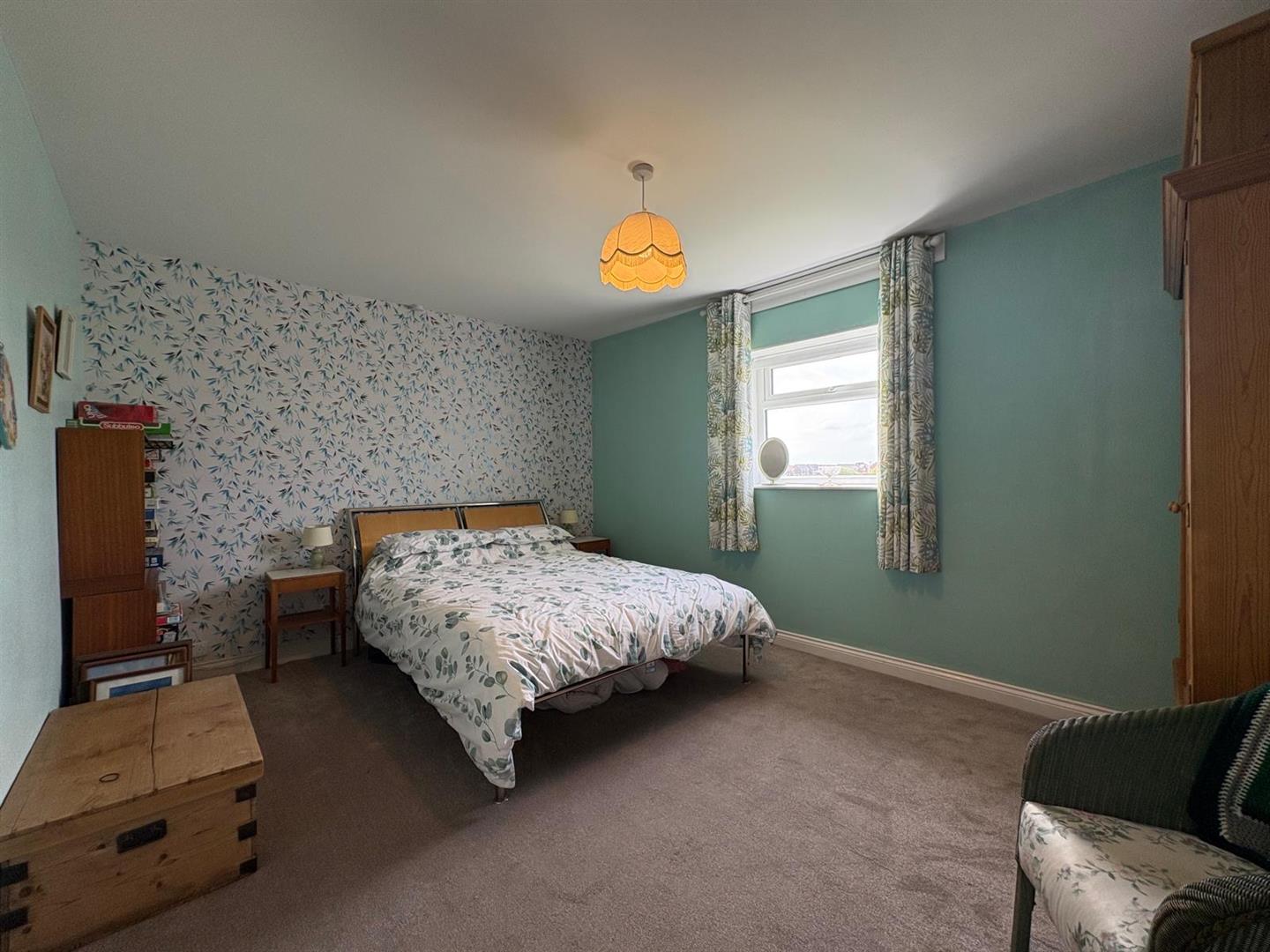 De Ferrers Road, Brompton